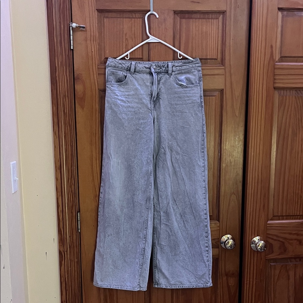 H&M Light Gray Flare Jeans